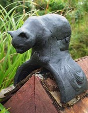 Cat roof finial half round
