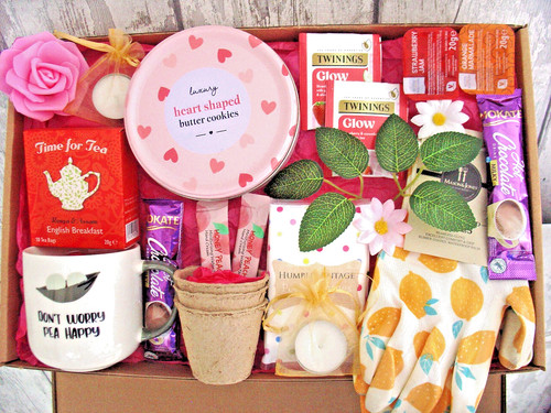 Ladies gardening gift hamper - gardening,