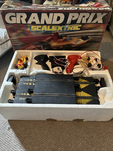 Vintage scalextric grand prix - grand,