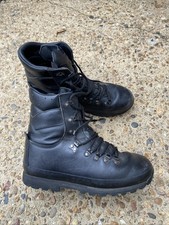 Altberg Black leather Walking- Work Boots Uk 9M  #C4