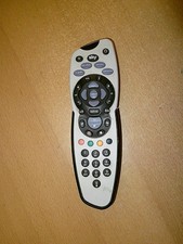 SKY REMOTE CONTROL c/w BATTERIES TESTED WORKING PLUS NEW CABLE ACCESSORIES £0.99