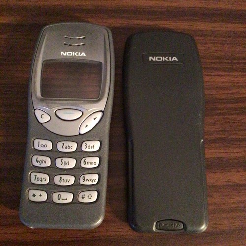 Genuine original nokia 3210 - genuine,
