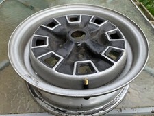 MG MIDGET /AUSTIN HEALEY WHEEL-EARLY ROSTYLE TYPE
