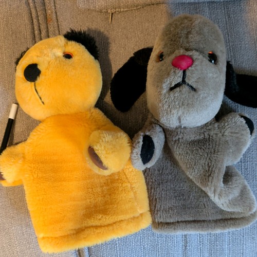 Sooty with wand - &, sweep