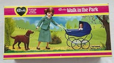VINTAGE 80S PEDIGREE SINDY WALK IN THE PARK SET WITH BOX 