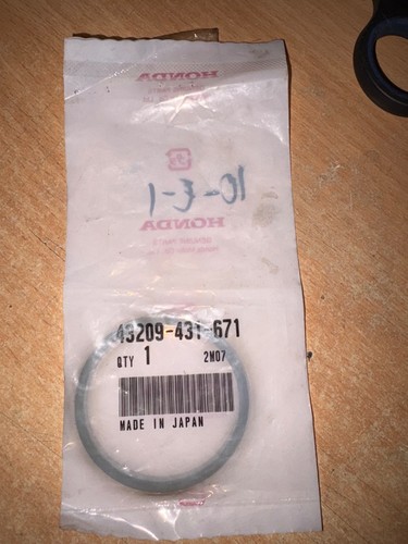 Honda cx500 caliper seal - honda,