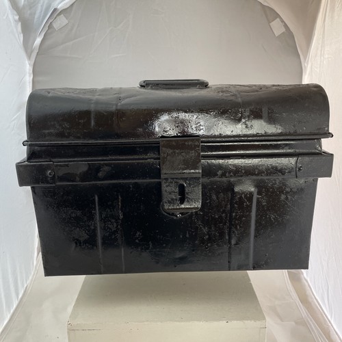 Small vintage tin trunk - vintage,