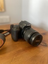 Canon EOS 250D Kit EF-S