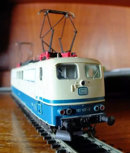 Fleischmann 4381 gauge - fleischmann, ho
