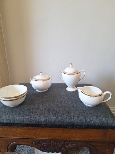 Wedgwood clio sugar - sugar, (sold