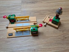 Brio Magnetic Train Crossing