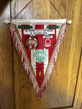 PSV Eindhoven v Nottingham Forest rare pennant (UEFA Cup 1983-84) *