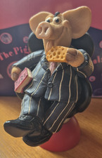 PIGGIN'  Big Cheese  Pig