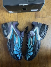 UK 9.5  - Nike Air Max