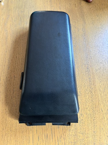 Porsche 944 centre console - 944, arm
