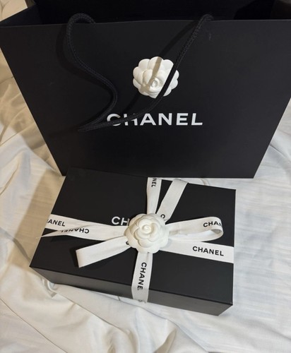 Chanel black logo - chanel, box