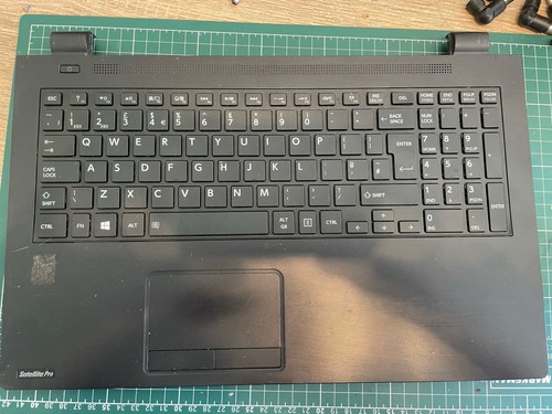 Toshiba satellite pro - pro, r50-b