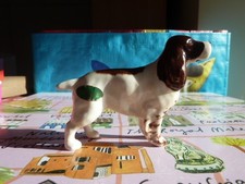 SMALL BESWICK STANDING BROWN & WHITE COCKER SPANIEL DOG FIGURINE