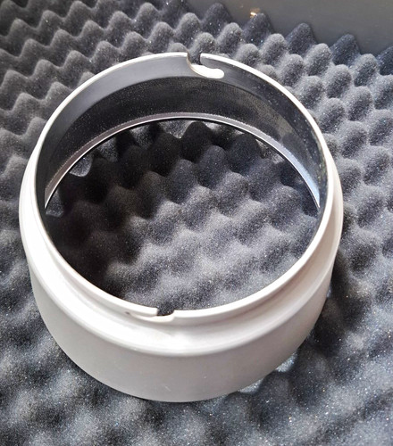 Elinchrom silver studio light - studio,
