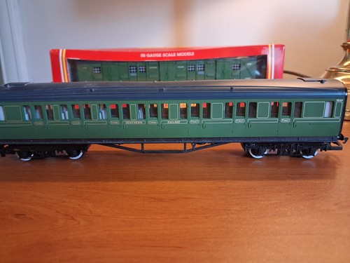 Hornby r162 composite coach - hornby,