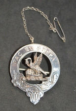 Vintage hallmarked silver Arthur Scottish family clan badge