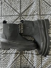 H&M Girls Boots Size US 4 EU