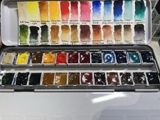 Daniel Smith 24 Colour Half Pans Hand-Poured Watercolours Paint Set