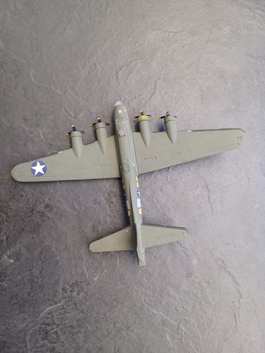 Atlas 17f memphis belle - b-17f,