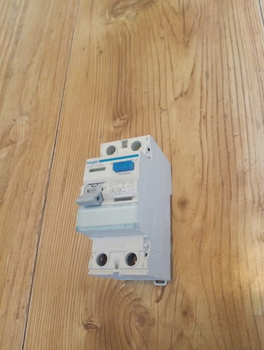 Hager cdc 240u - 40, rcd