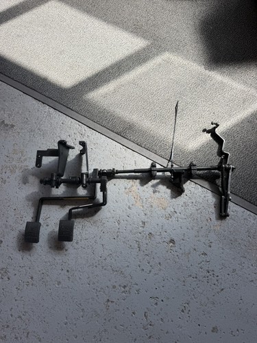 Man dual pedal - he, controls