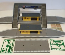 2 x HORNBY OO GAUGE STATION