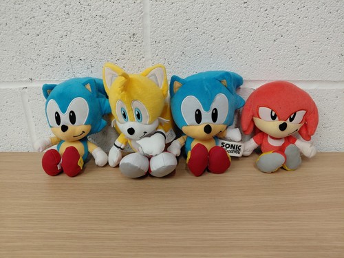 Sonic the hedgehog plush - sonic,