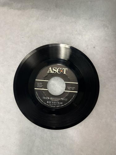 Moe koffman swingin - moe, “swingin'