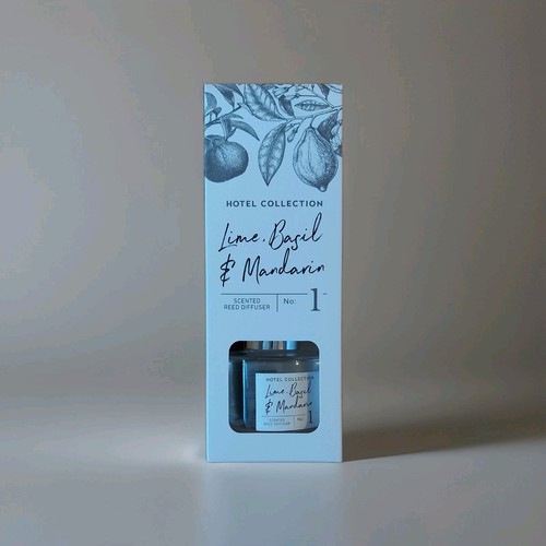 Aldi luxury reed hotel - reed,