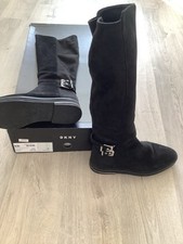 DKNY Women's Boots Size 4; US7