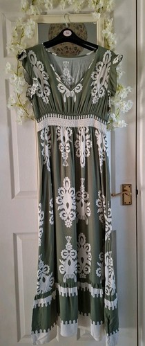 Gorgeous green white - gorgeous,
