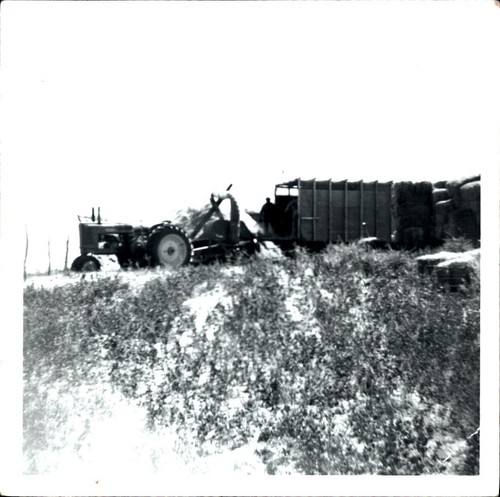 Vtg photo tractor - tractor,, cutter