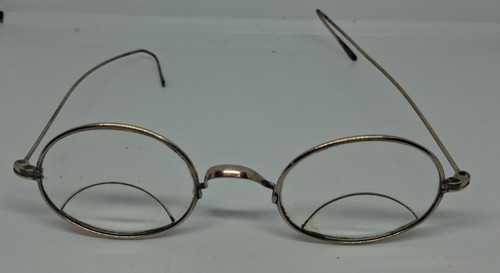 Vintage antique spectacles - /,
