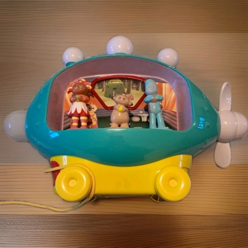The night garden - in, pull-along