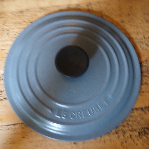 20cm lid only - only, creuset