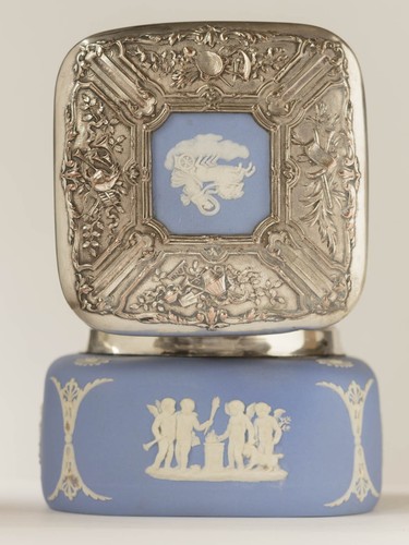 Wedgwood jasperware belgian - wedgwood,