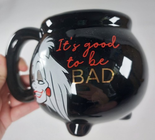 Large black cruella vil mug - black,