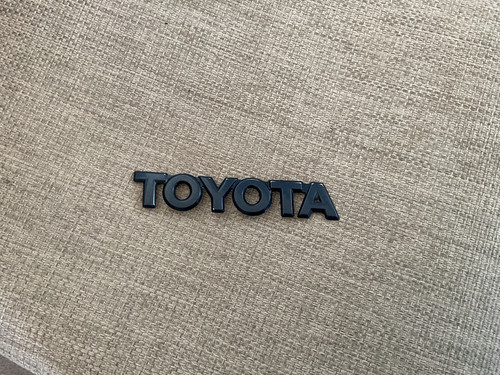 Car emblem badge toyota - car,