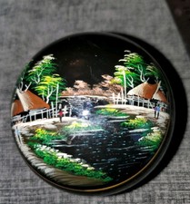  Black Ball Shaped Lacquer