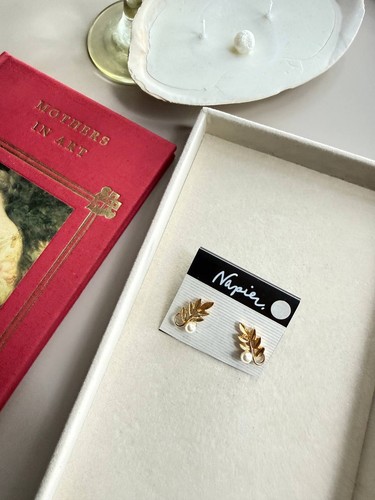 Vintage napier gold tone - vintage,