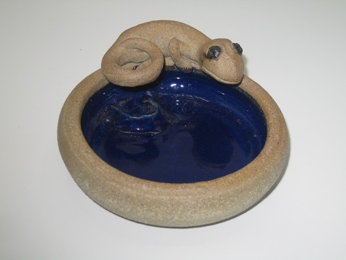 Studio pottery pin - studio, dish