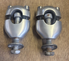 Triumph Tiger 1050 Handlebar Riser Clamps T2046301