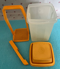 Vintage Tupperware Pickle