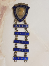 EDINBURGH SPEEDWAY 1949 ORIGINAL, RARE MONARCHS BADGE + 5 BARS IN GOLD COLOUR