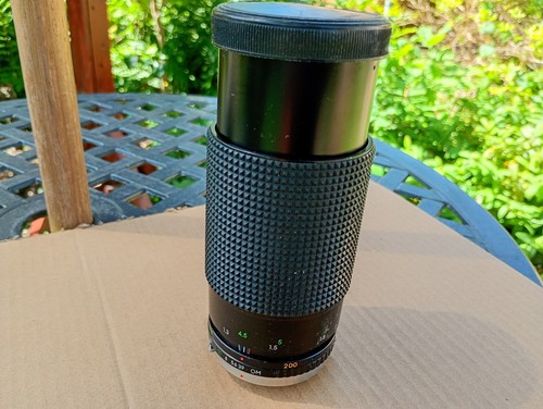 200mm 8d telephoto lens - f/2.8d,